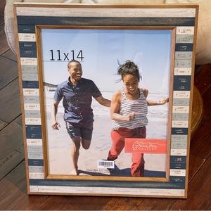 New Green Tree 11” x 14” wood picture frame